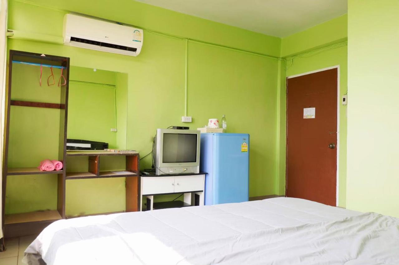 Chokchai Hotel ไทรโยค ภายนอก รูปภาพ