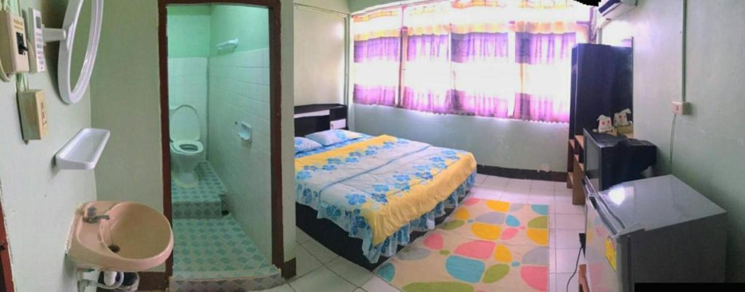 Chokchai Hotel ไทรโยค ภายนอก รูปภาพ